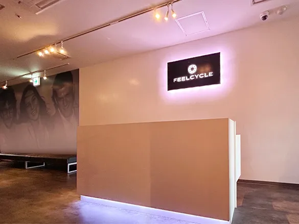 FEELCYCLE 岐阜 スタジオ写真