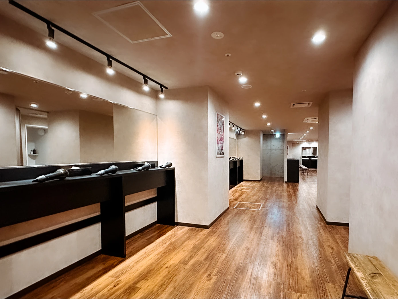 FEELCYCLE 広島 スタジオ写真