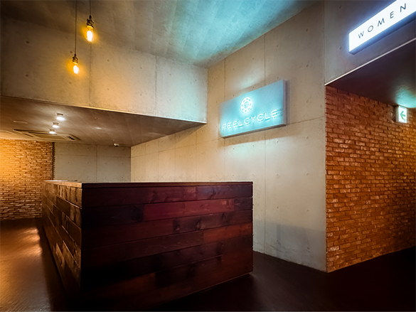 FEELCYCLE 吉祥寺 スタジオ写真