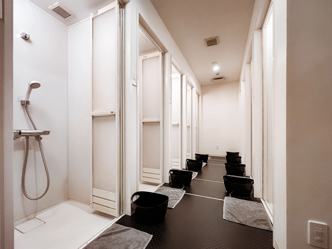 FEELCYCLE 柏 スタジオ写真