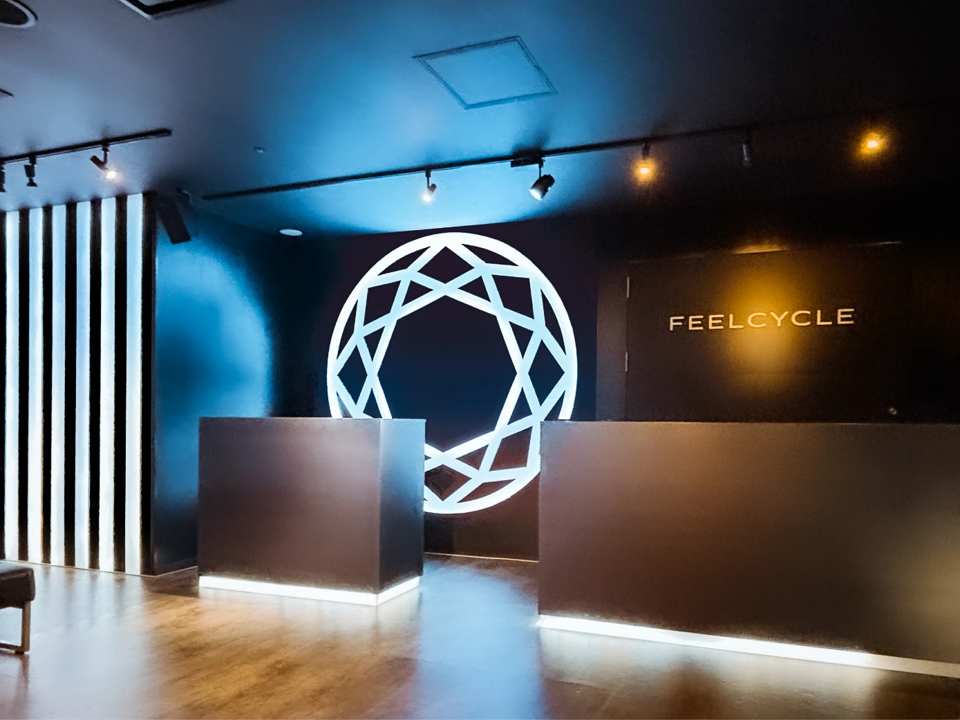 FEELCYCLE 上野 スタジオ写真